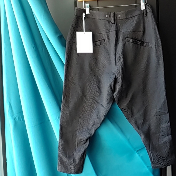 ONETEASPOON Whitely Onyx Pants - Picture 2 of 5